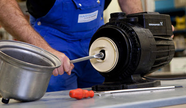 Biaya Service Pompa Air 2021 Mulai Servis Ringan Hingga Bongkar